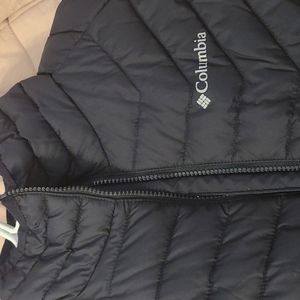 Columbia puffer vest